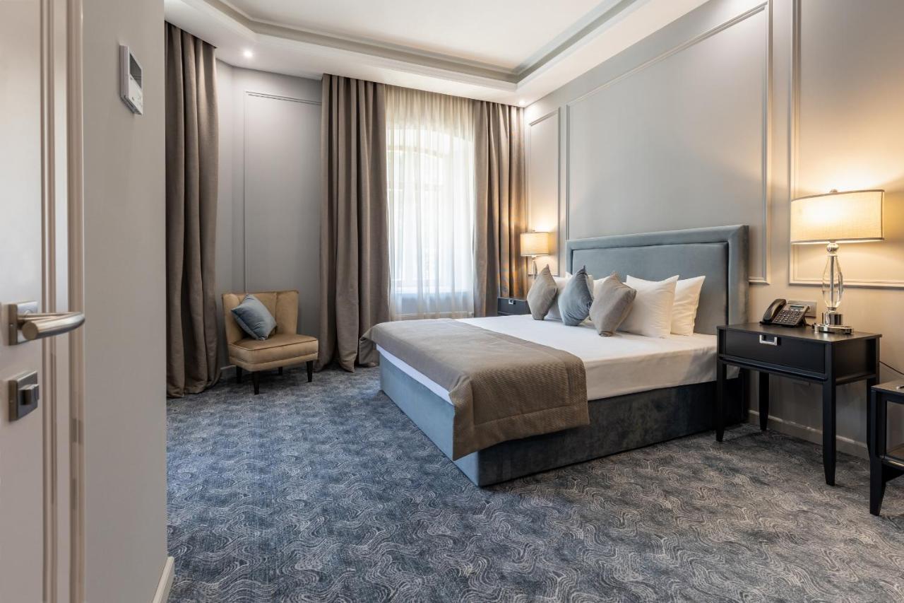 Dvoryansky Hotel Odessa Extérieur photo