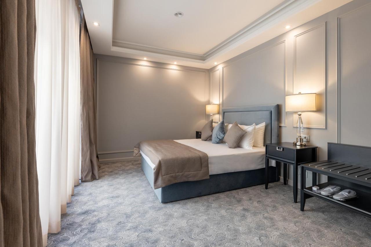 Dvoryansky Hotel Odessa Extérieur photo