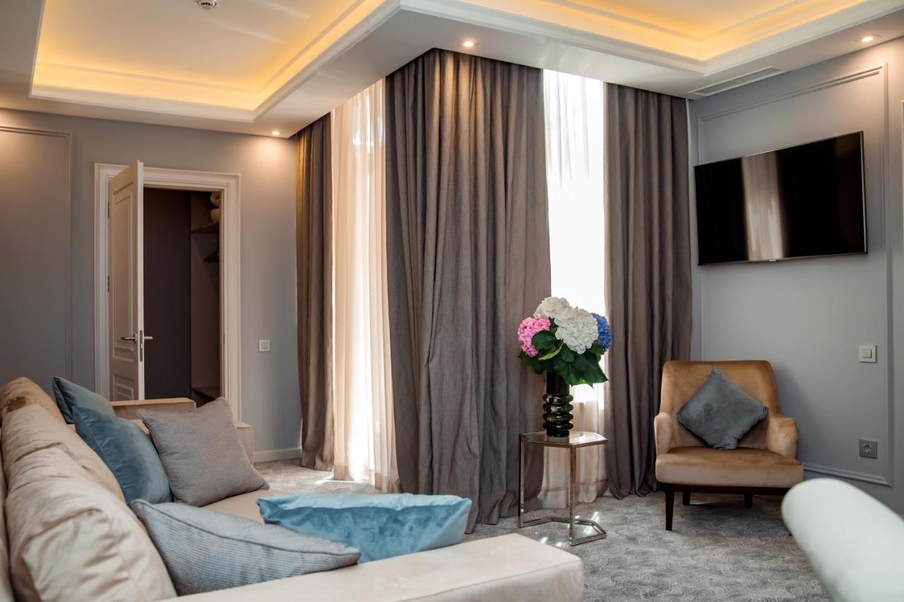Dvoryansky Hotel Odessa Extérieur photo