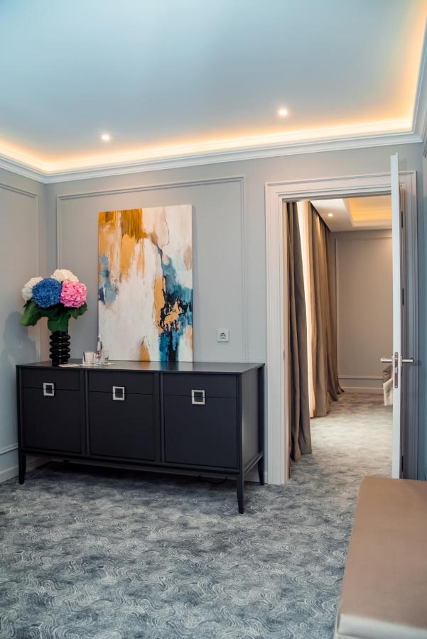 Dvoryansky Hotel Odessa Extérieur photo